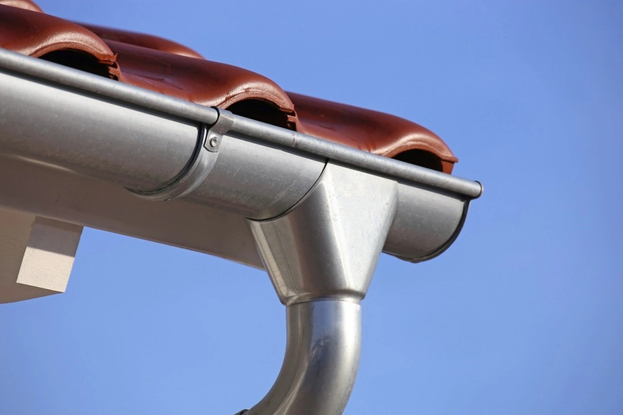 Why Professional Gutter Service Extends Gutter Lifespan East Orange, NJ